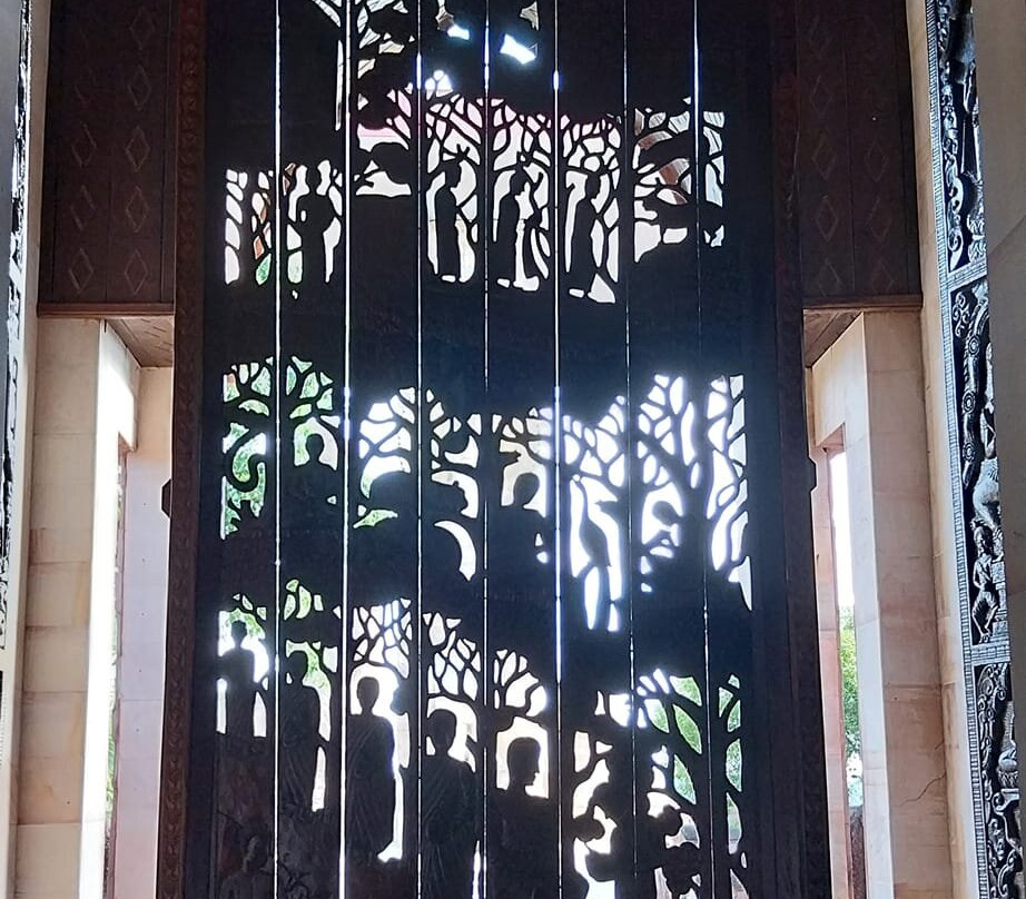 Wat Phutthanimit (Phu Khao)景点图片