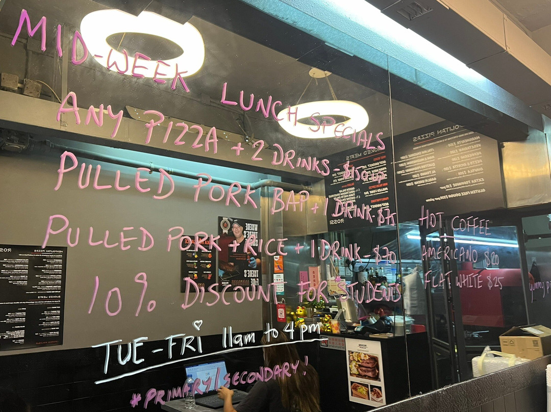 Rossi s Pizza and Smoked Meat