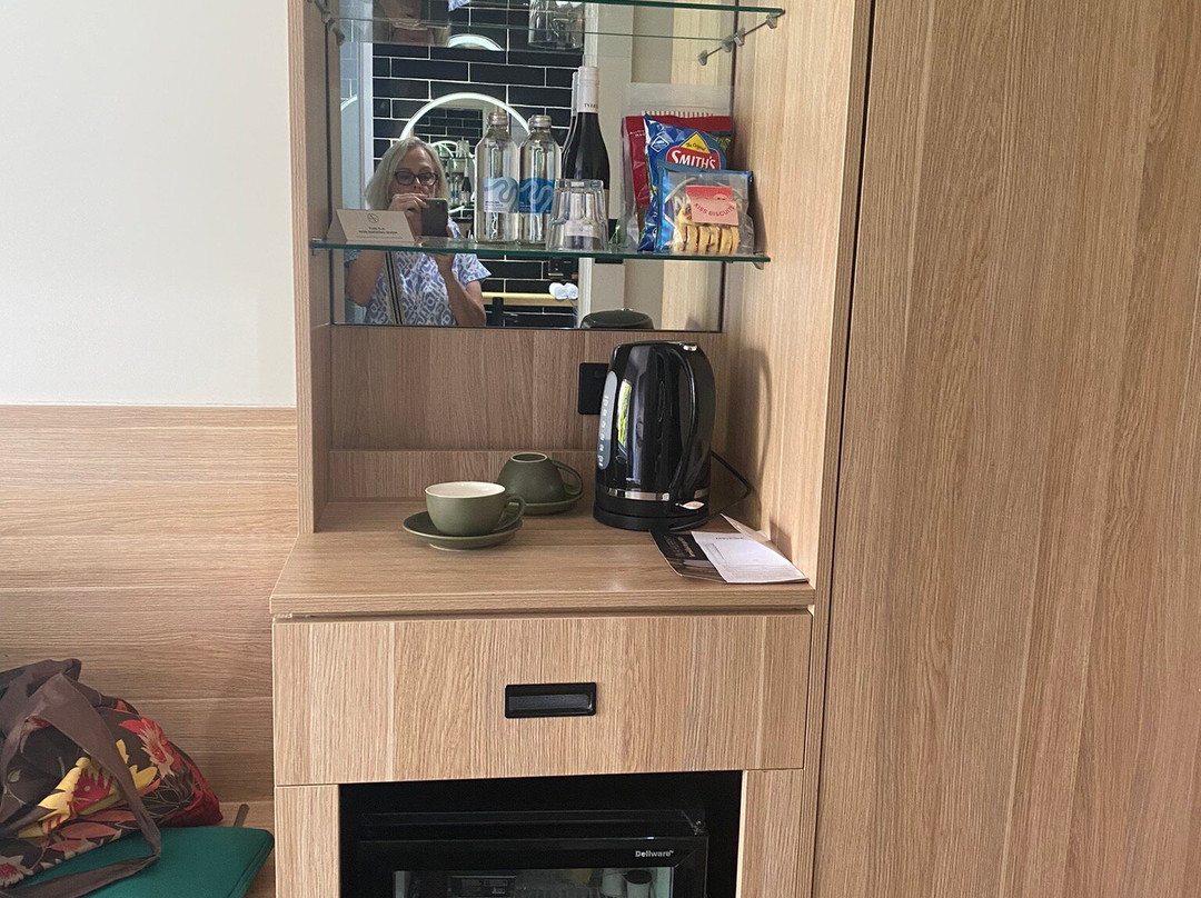 廊奇思通美居酒店 主图