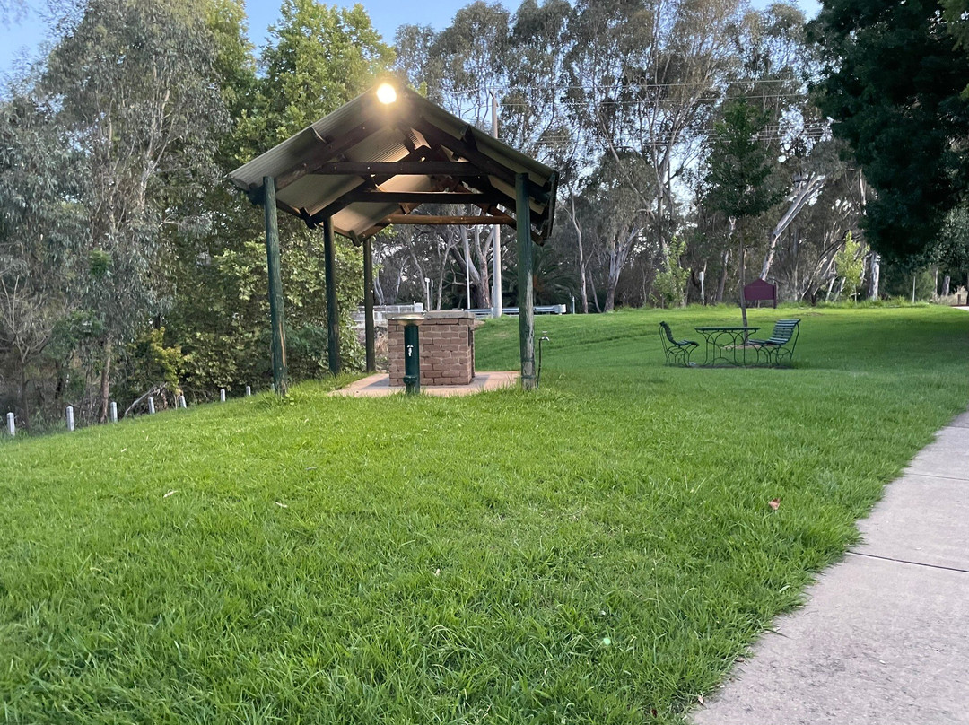 Indigo Creek Park景点图片