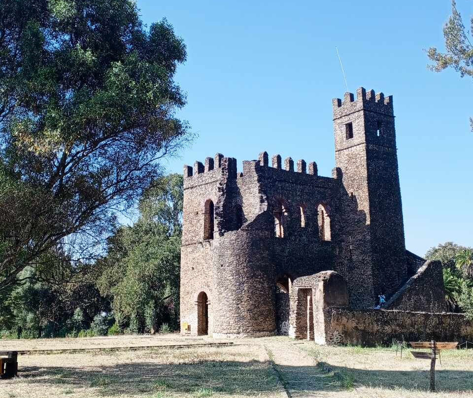 Ethio Backpacker Tours-亚的斯亚贝巴必去景点