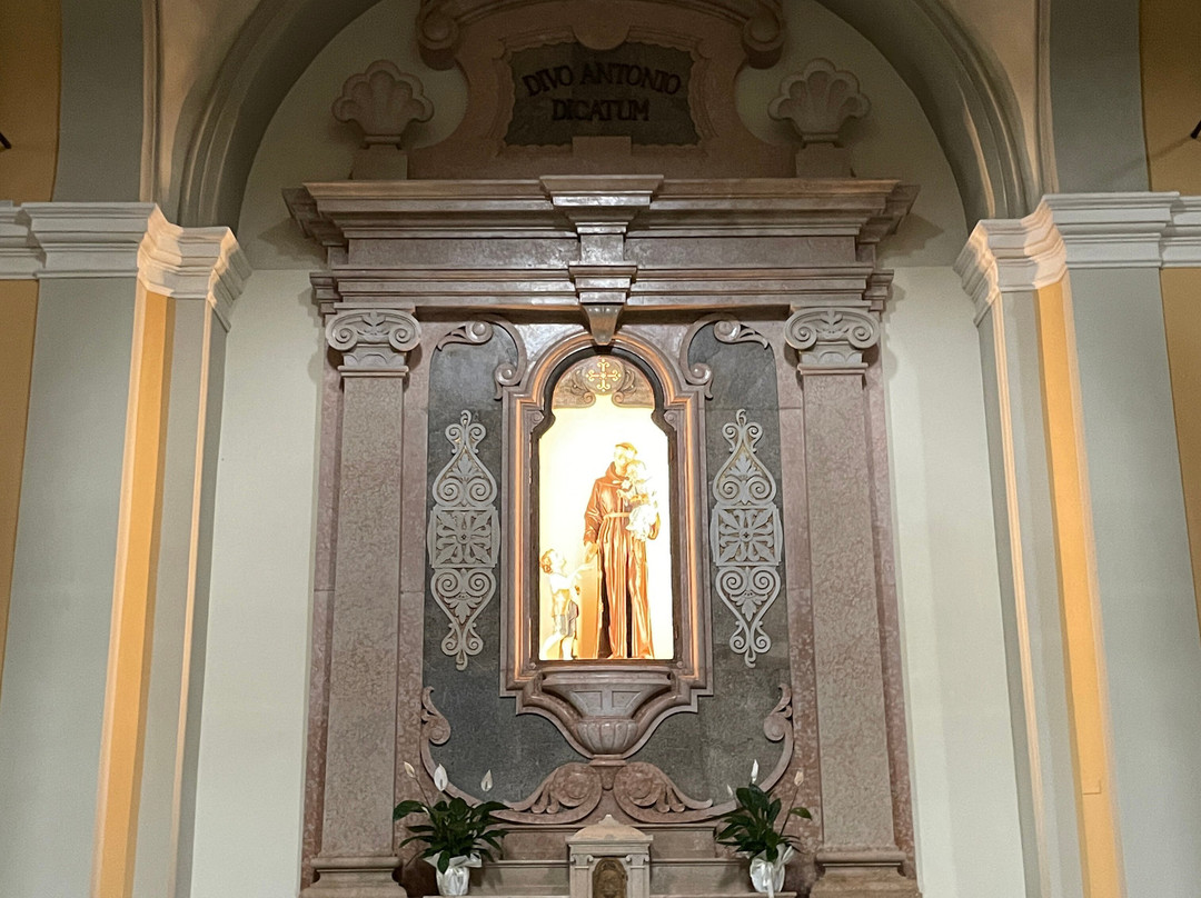 Chiesa Parrocchiale dei Santi Filippo e Giacomo Apostoli景点图片