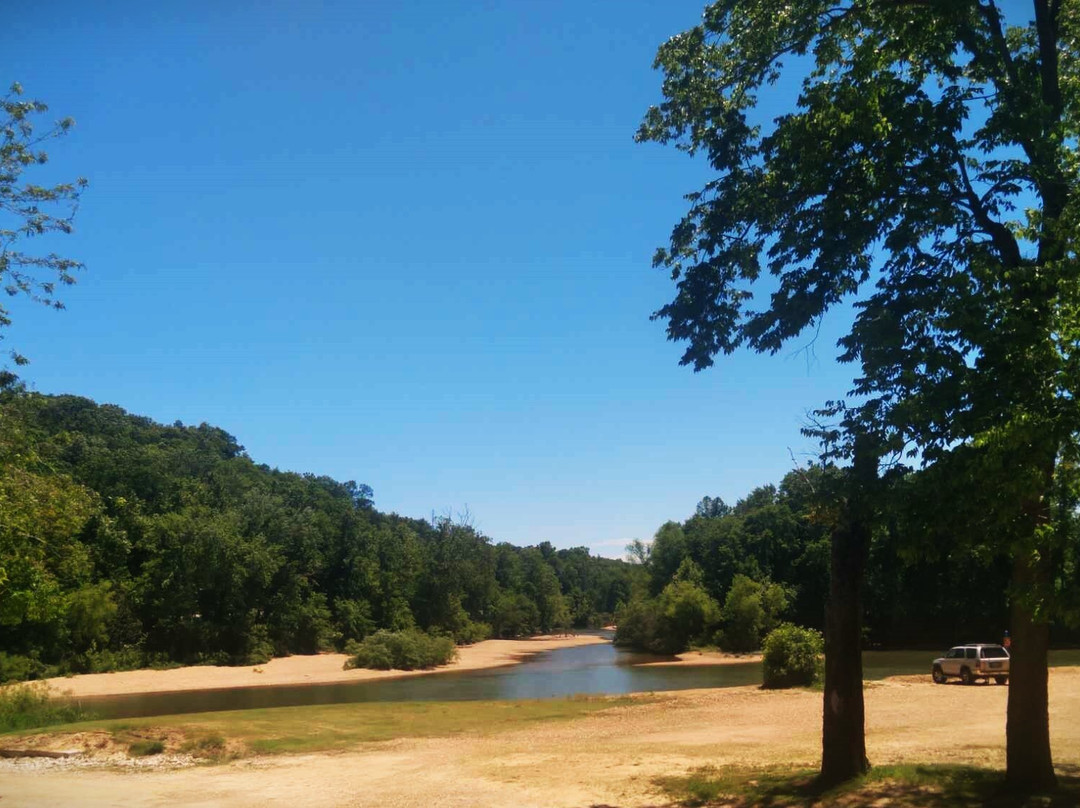 Shady Beach-Saint Clair必去景点