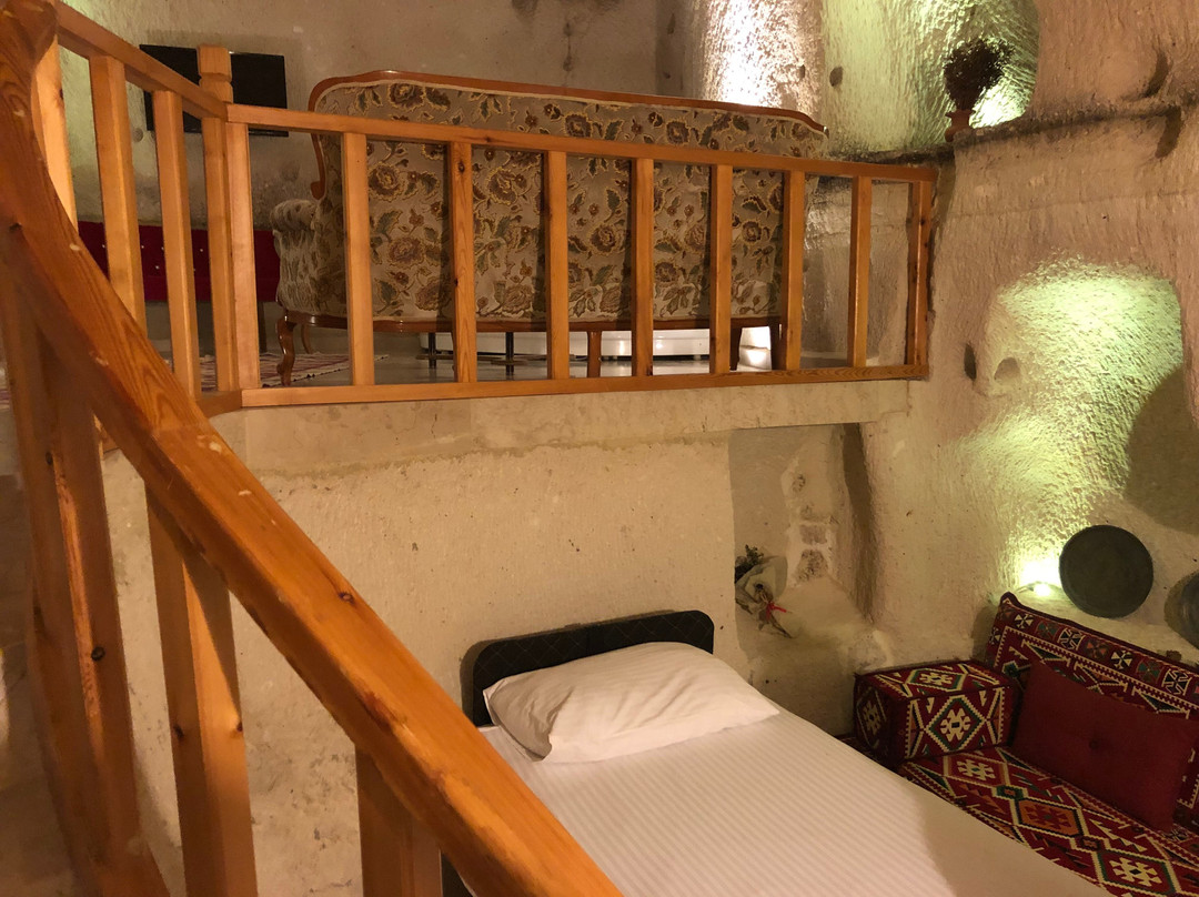 Abu Hayat Cave Suites主图