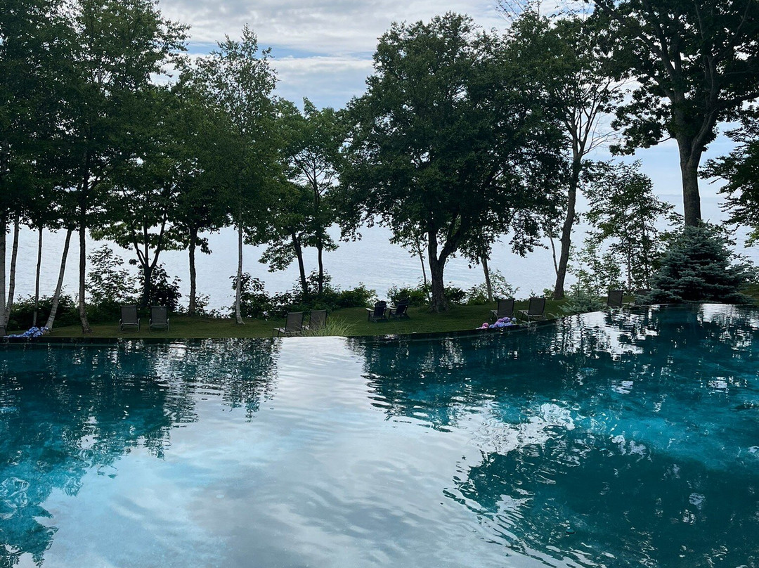 The Inn at Ocean's Edge主图