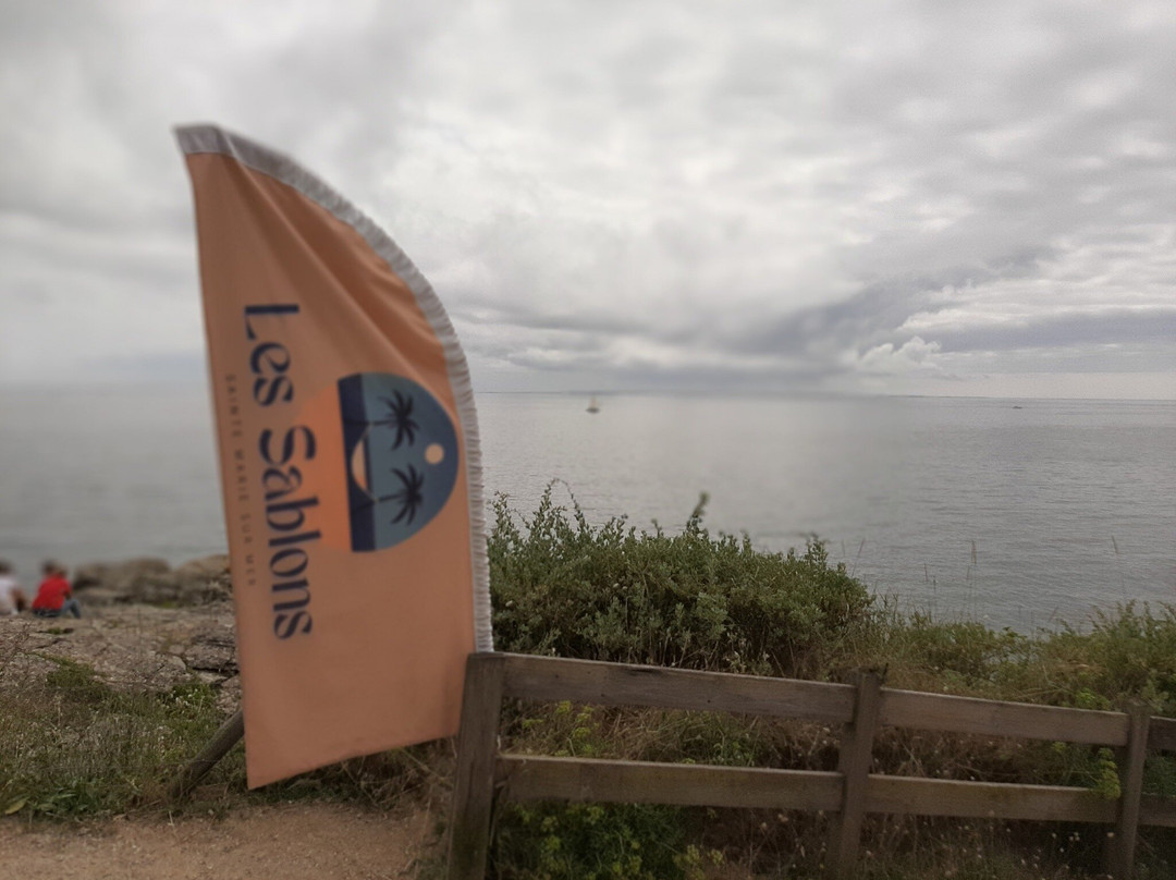 Plage des Sablons景点图片