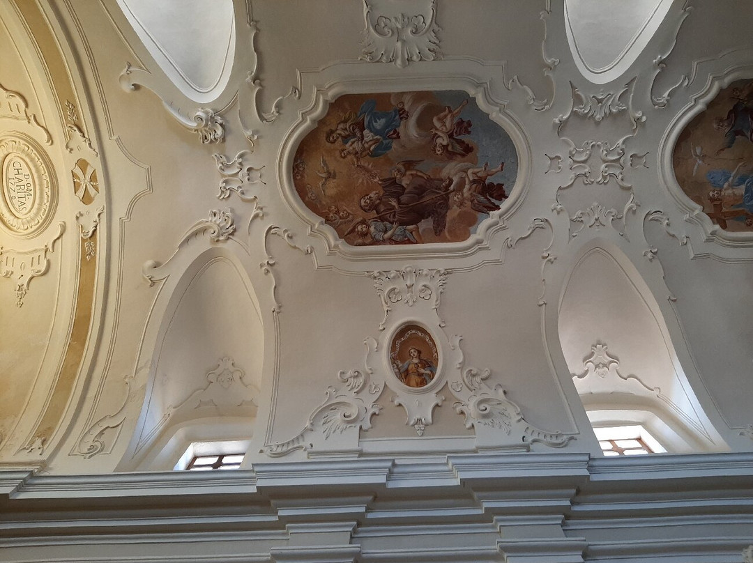 Chiesa di San Francesco di Paola-阿尔托蒙泰必去景点