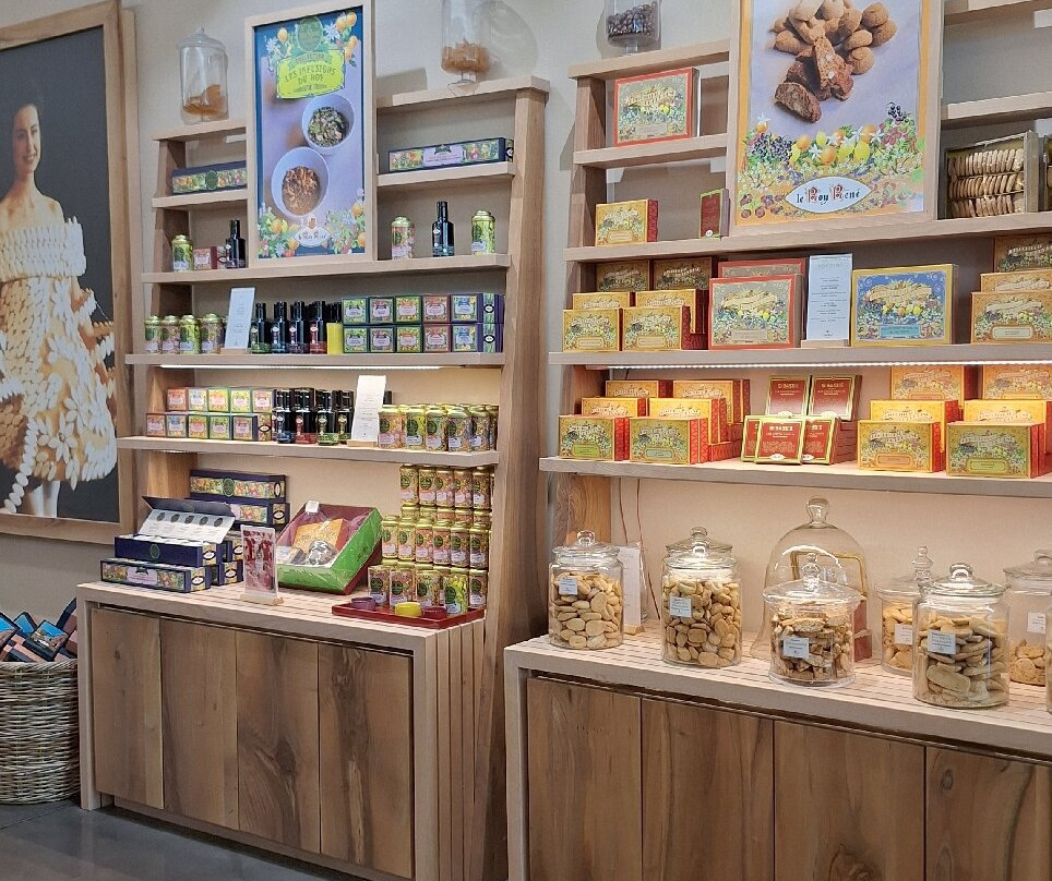 Musée du Calisson, Confiserie du Roy René景点图片