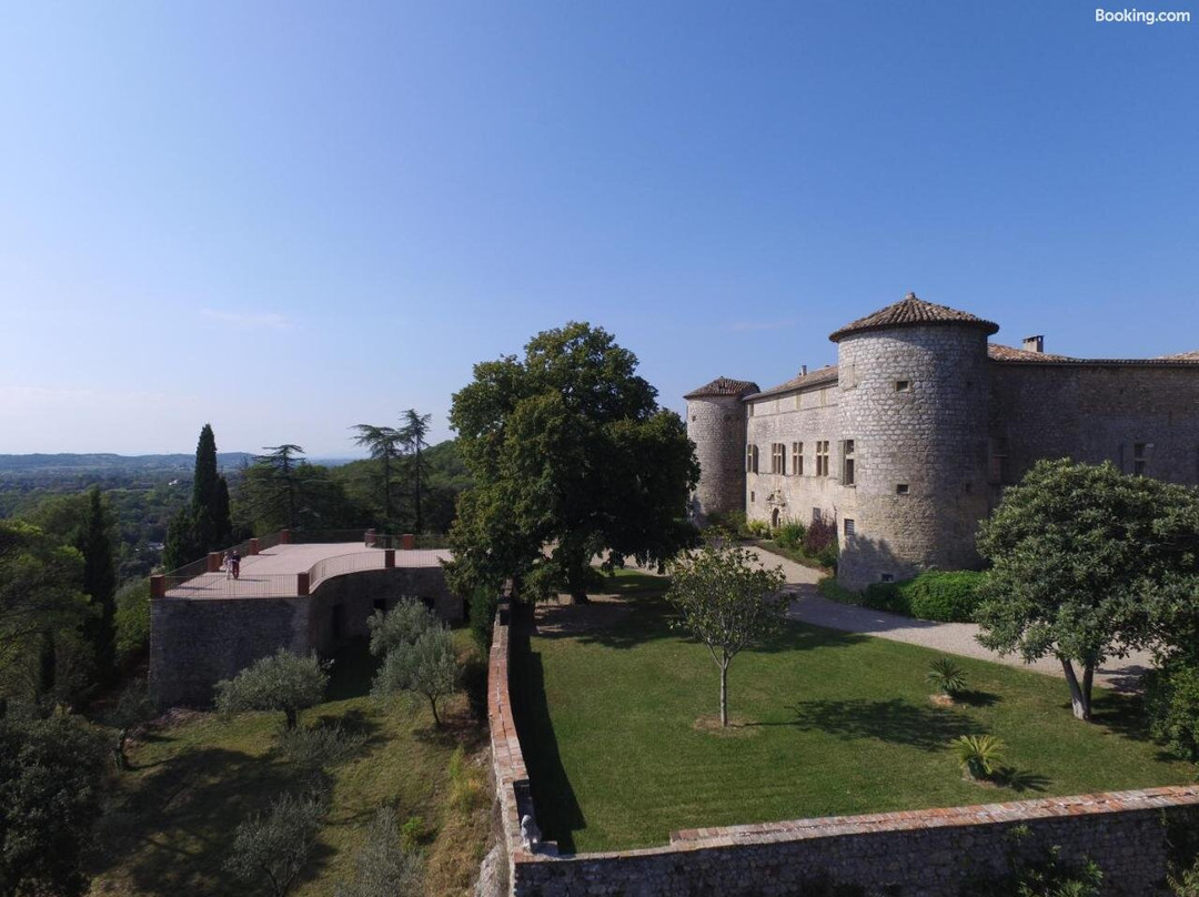 Château De Rousson主图