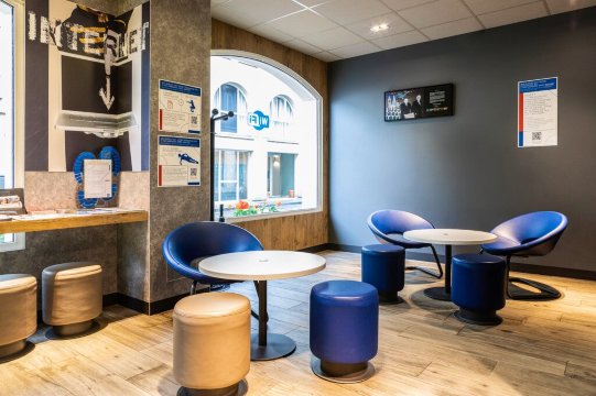 贡比涅市中心宜必思快捷酒店-浴室