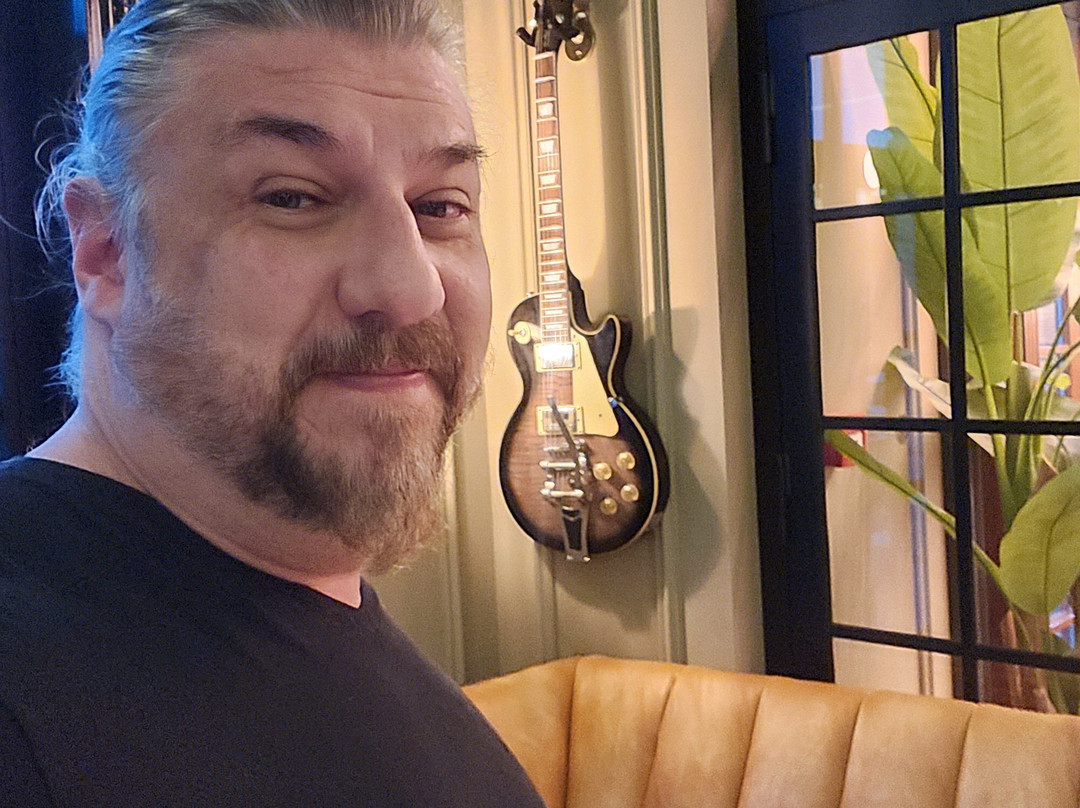 阿库雷里酒店主图