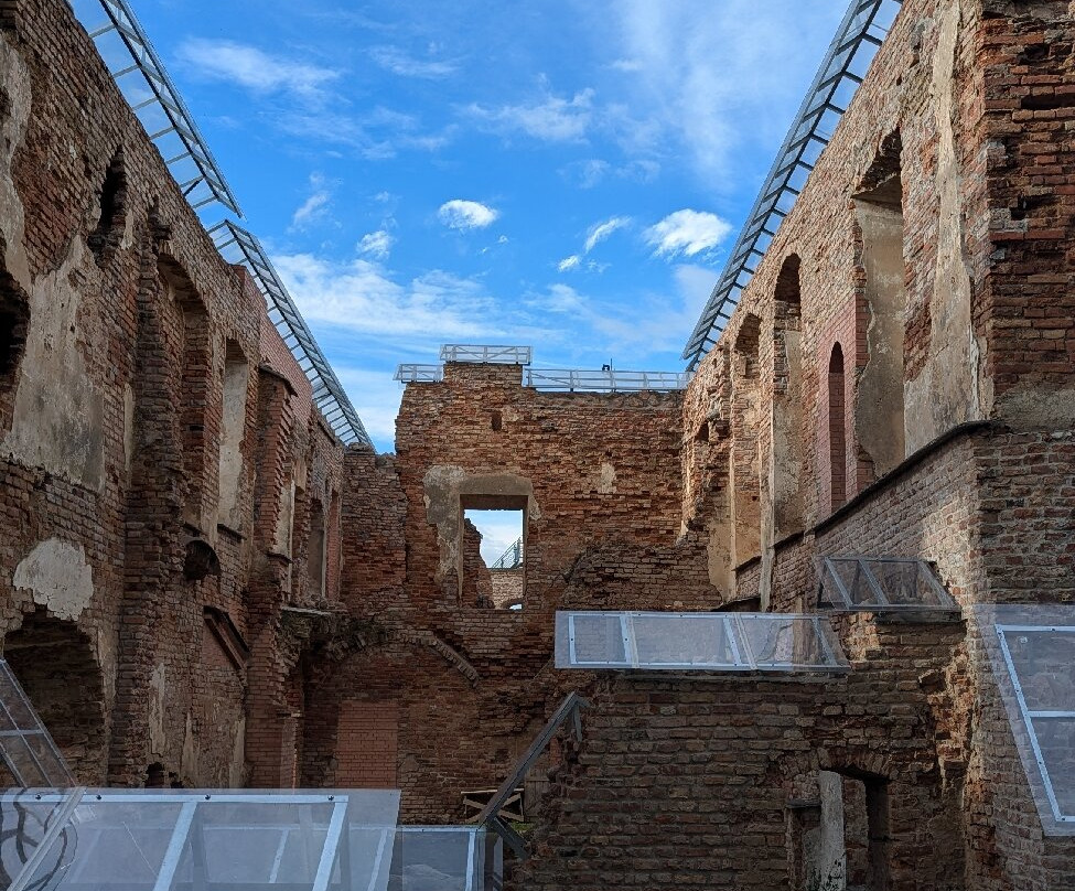 Halshany Castle-Halsany必去景点