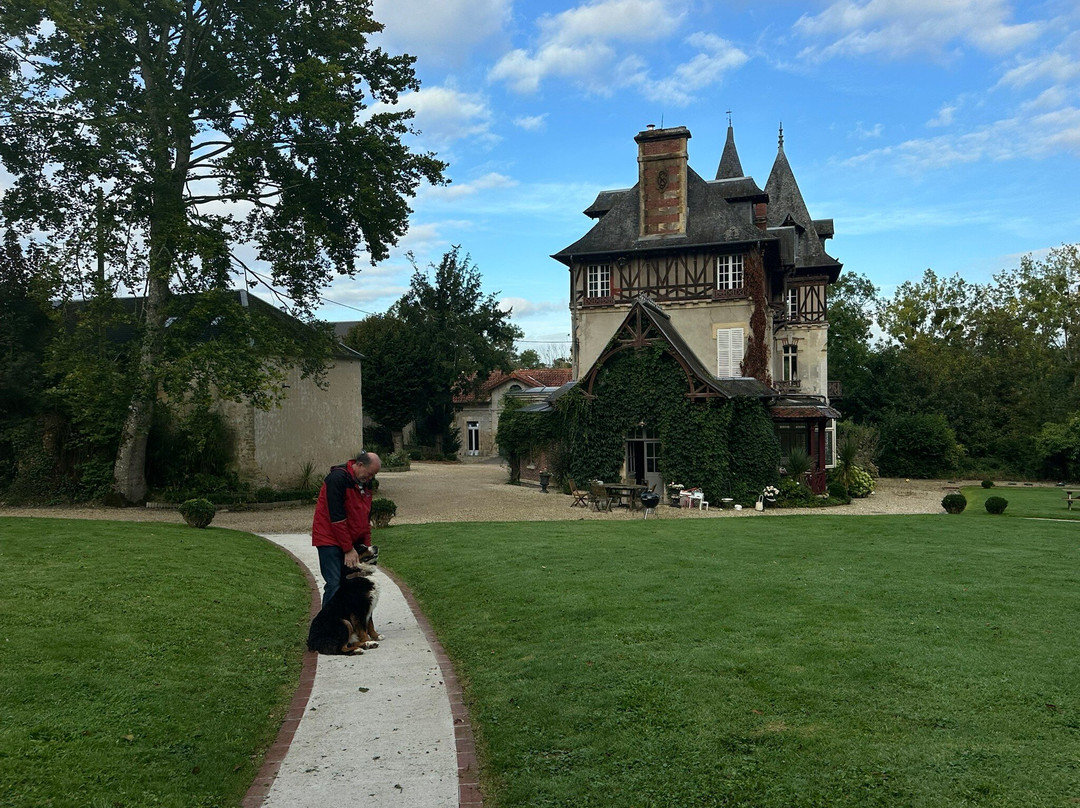 Le Manoir des Equerres主图