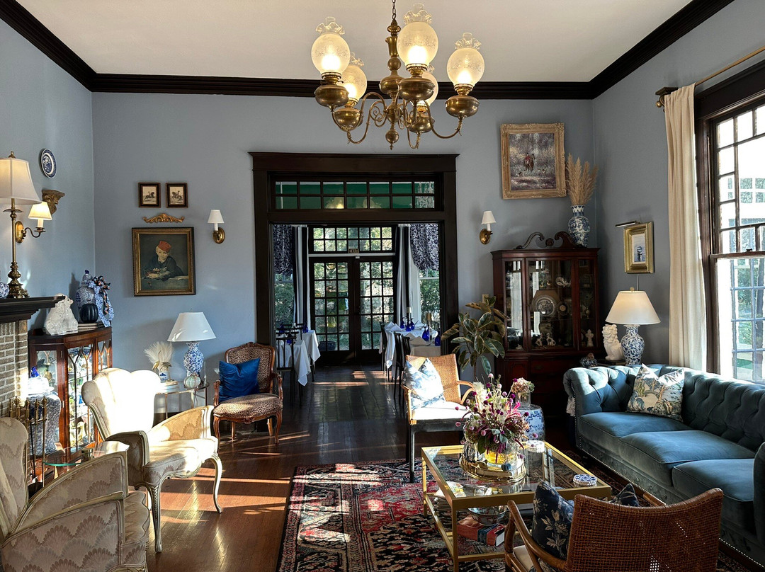 The Thompson House Inn主图