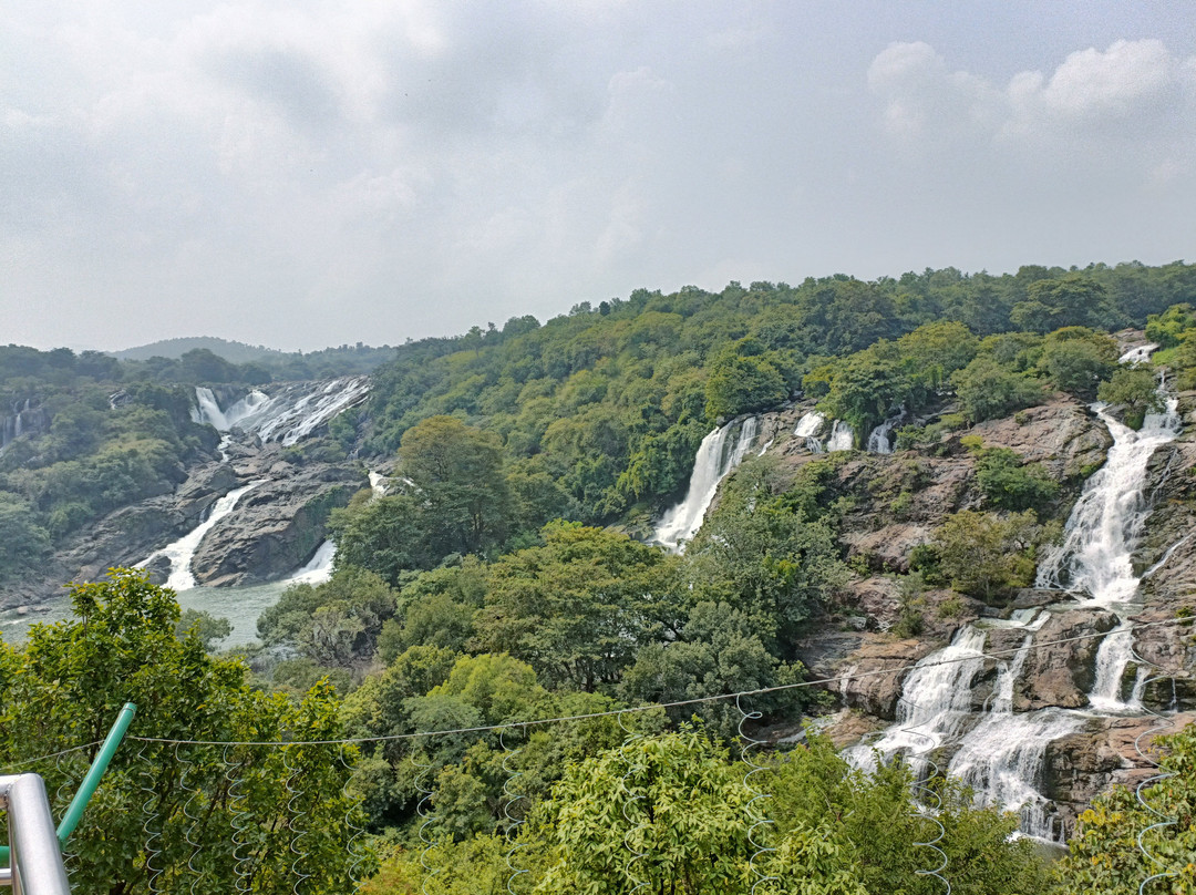 Barachukki and Gaganachukki Falls景点图片