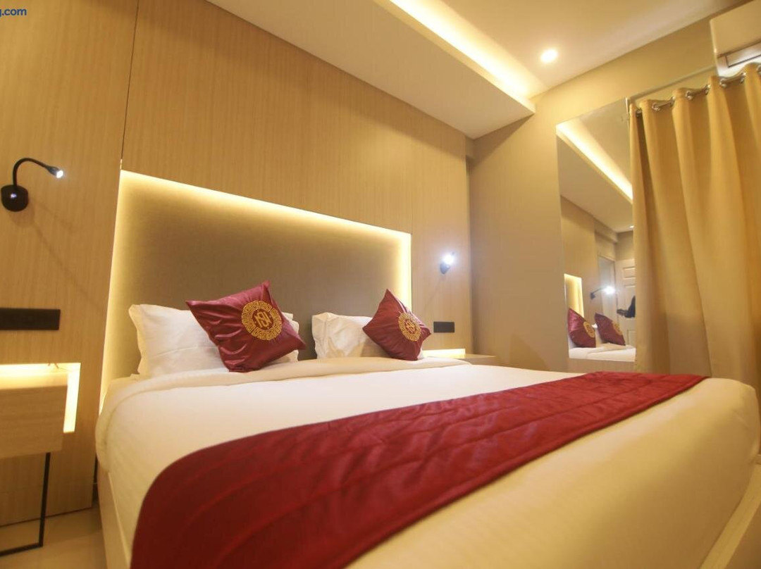 Noor Jehan's Grand Noor