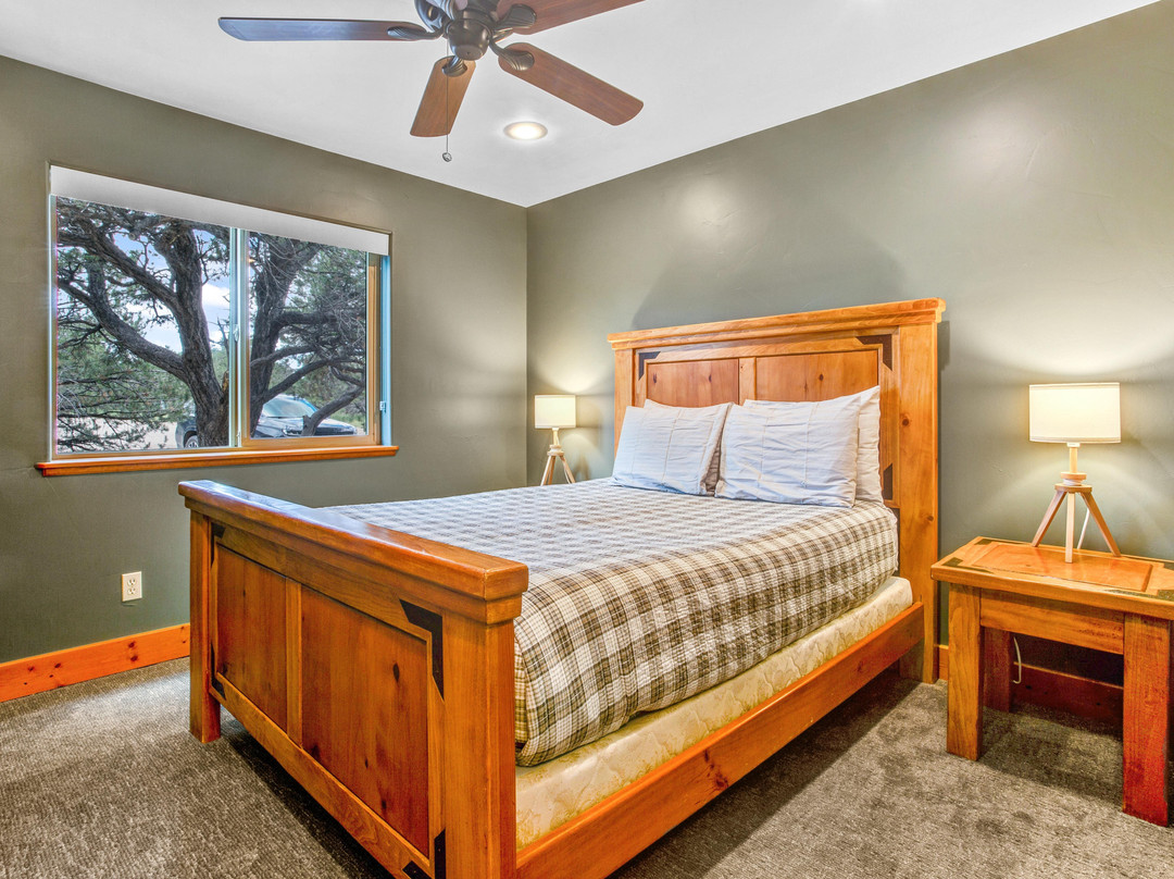 Blue Coyote Ranch主图