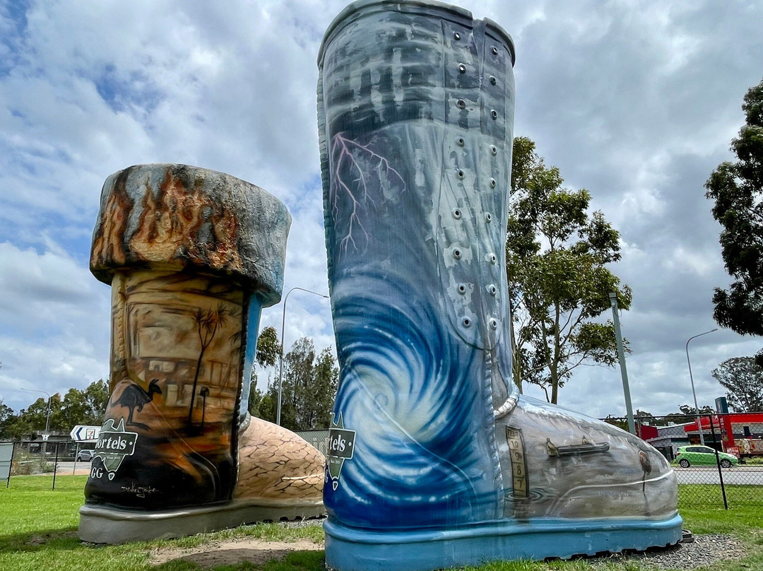 The Big UGG Boots景点图片