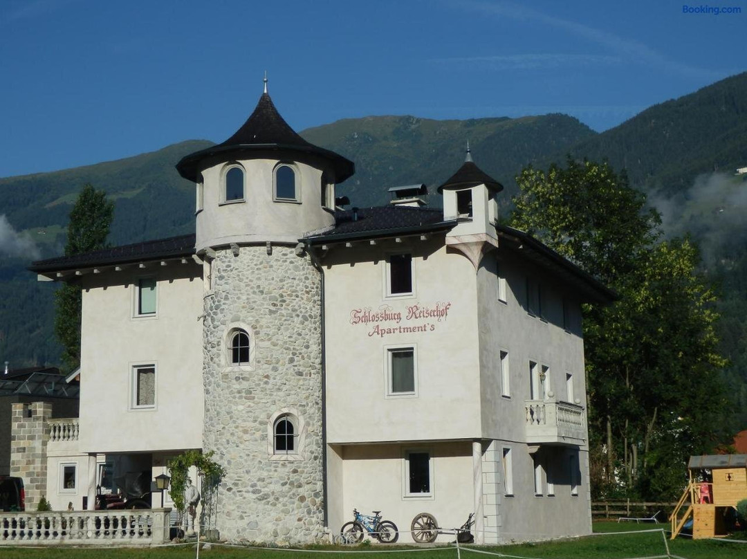 Schloßburg Reiserhof