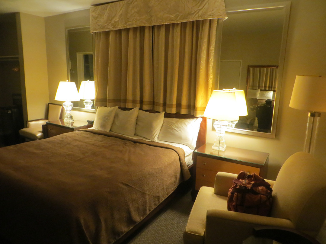 Cardinal Court Motel主图