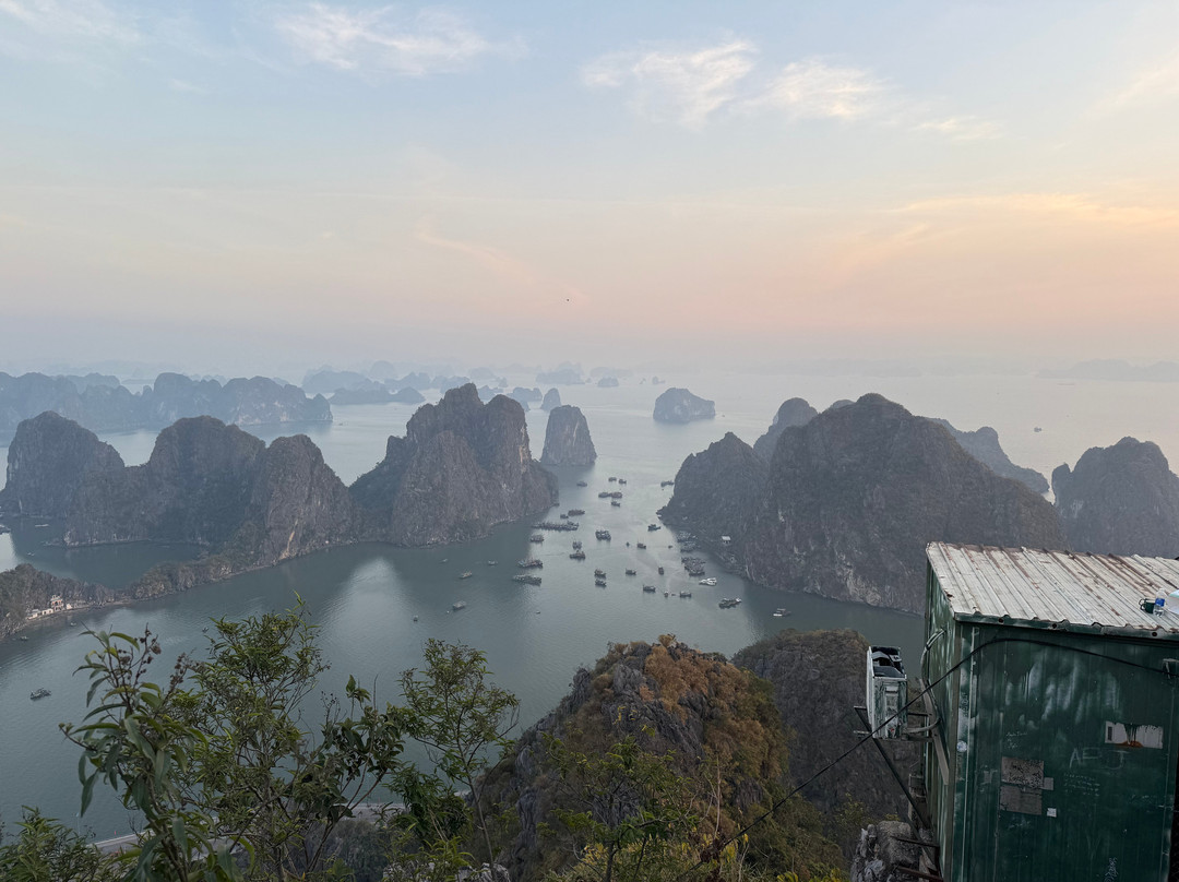 Bai Tho Mountain-下龙湾必去景点