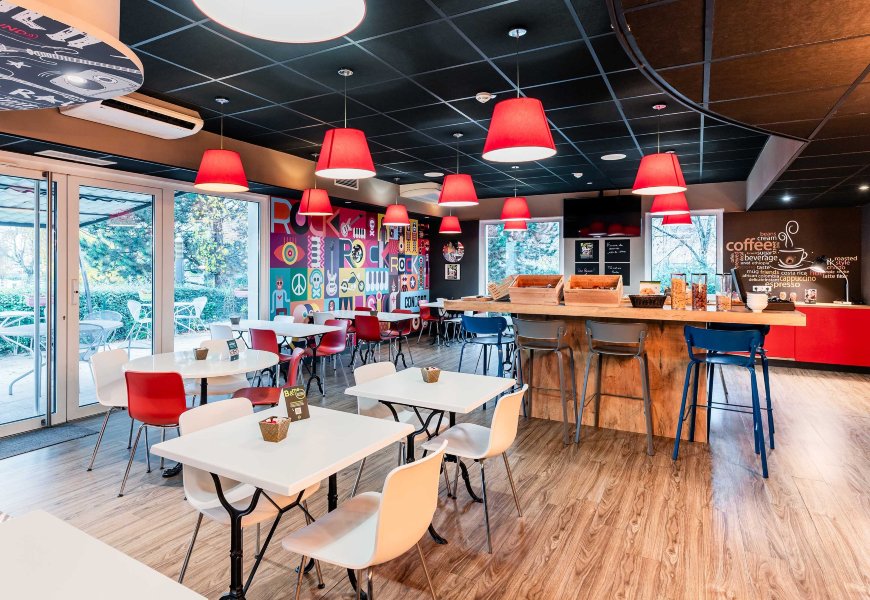 蒂永维尔于茨卢森堡公路B&B住宿加早餐酒店-餐饮
