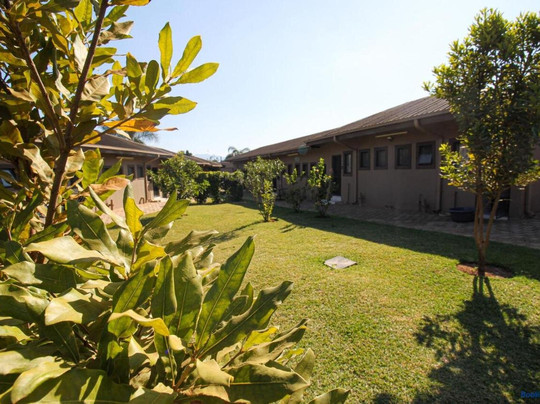 Pw Heights Guesthouse Lodge