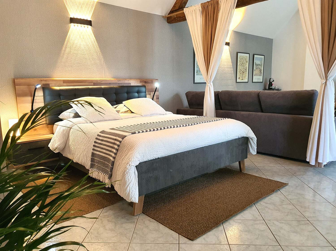 La Chambre Des Châteaux