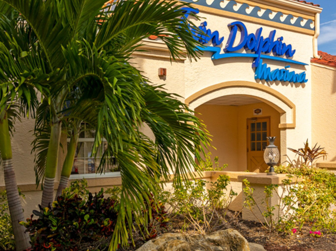 Twin Dolphin Marina-布雷登顿必去景点