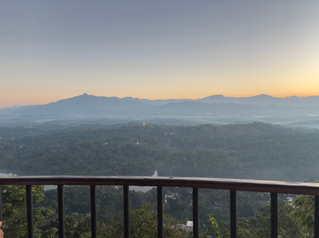 康提全景度假酒店主图