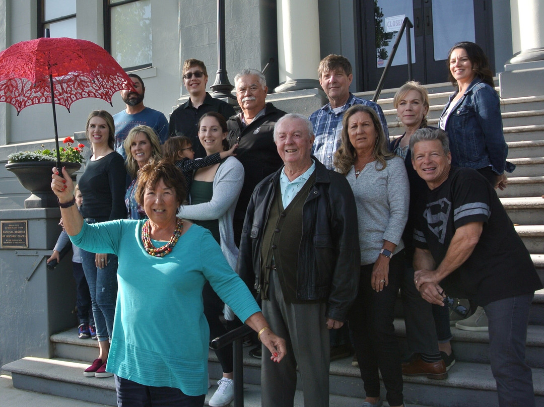 Linda Cook-希尔兹堡必去景点