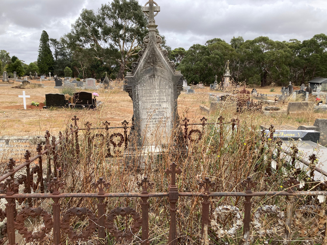 Kilmore Catholic Cemetery-Kilmore必去景点