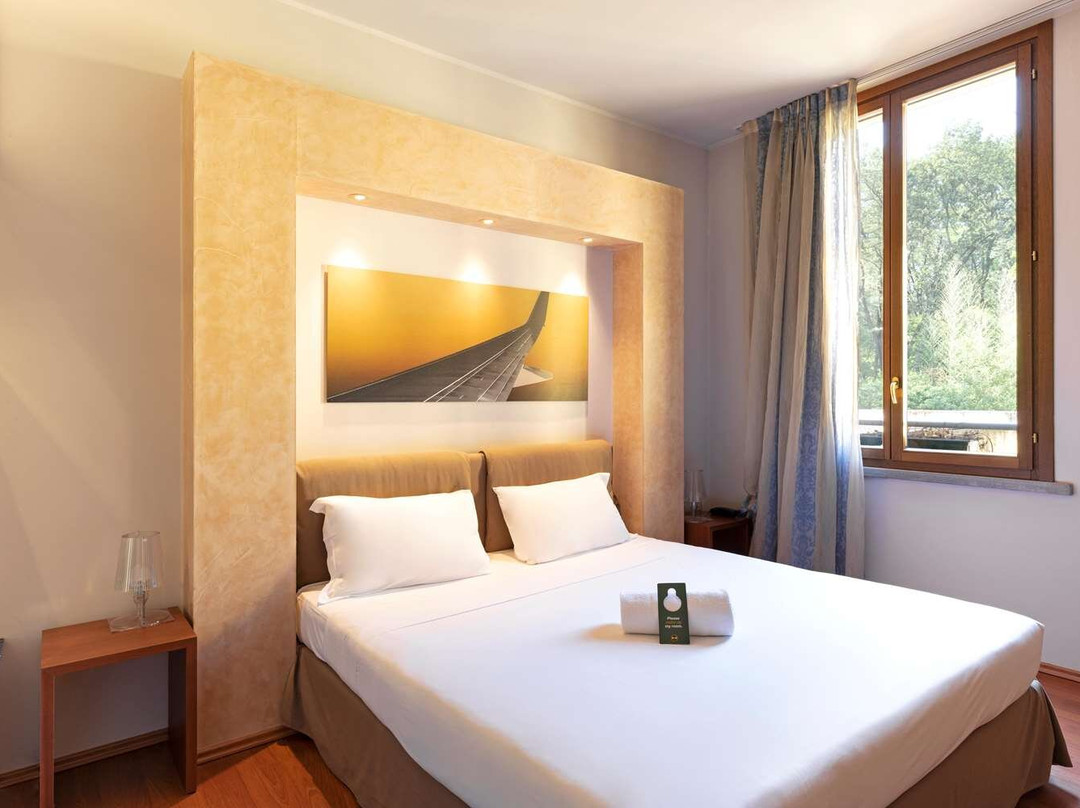 B&B Hotel Malpensa Lago Maggiore主图
