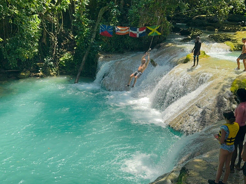 Carlos Tours-奥乔里奥斯必去景点