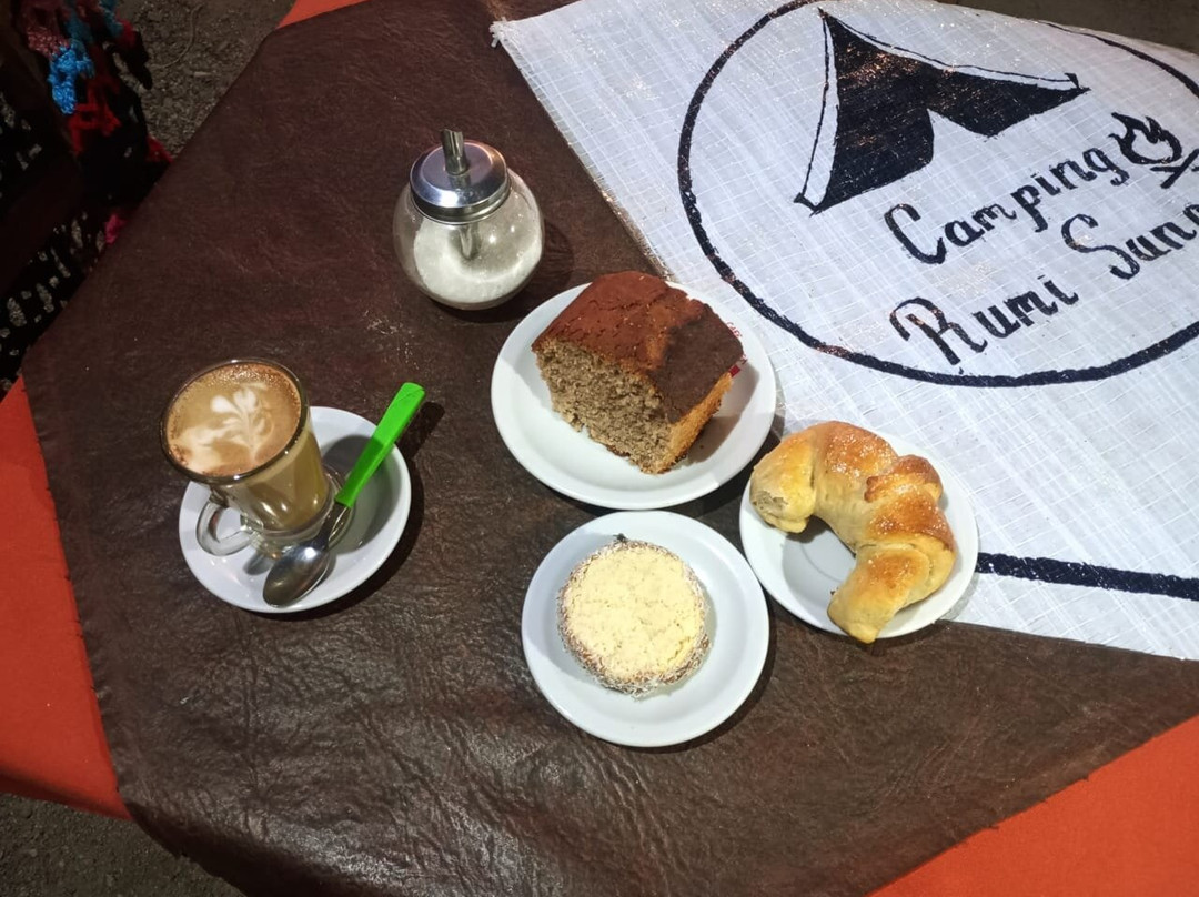Camping  Rumi Sunqu
