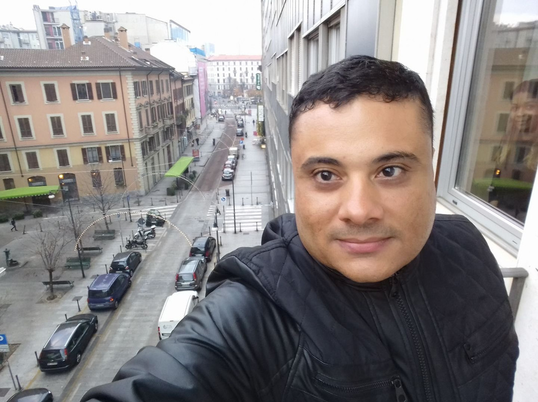 瑞特尔酒店主图