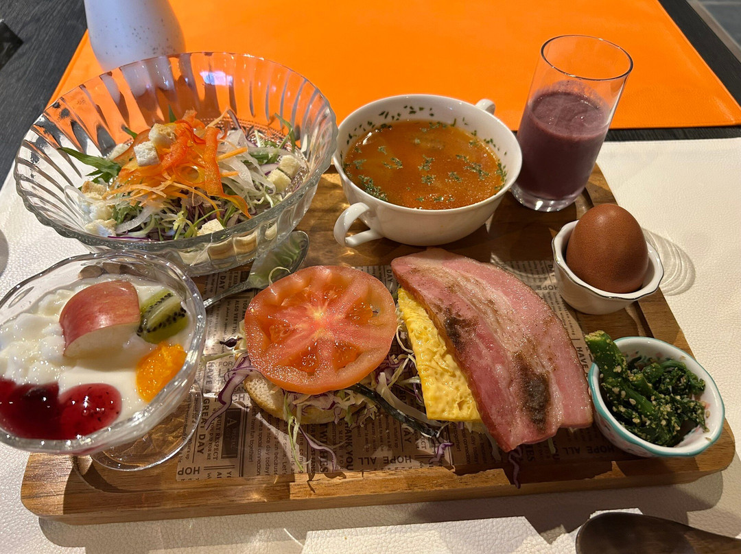 爱乐酒店主图