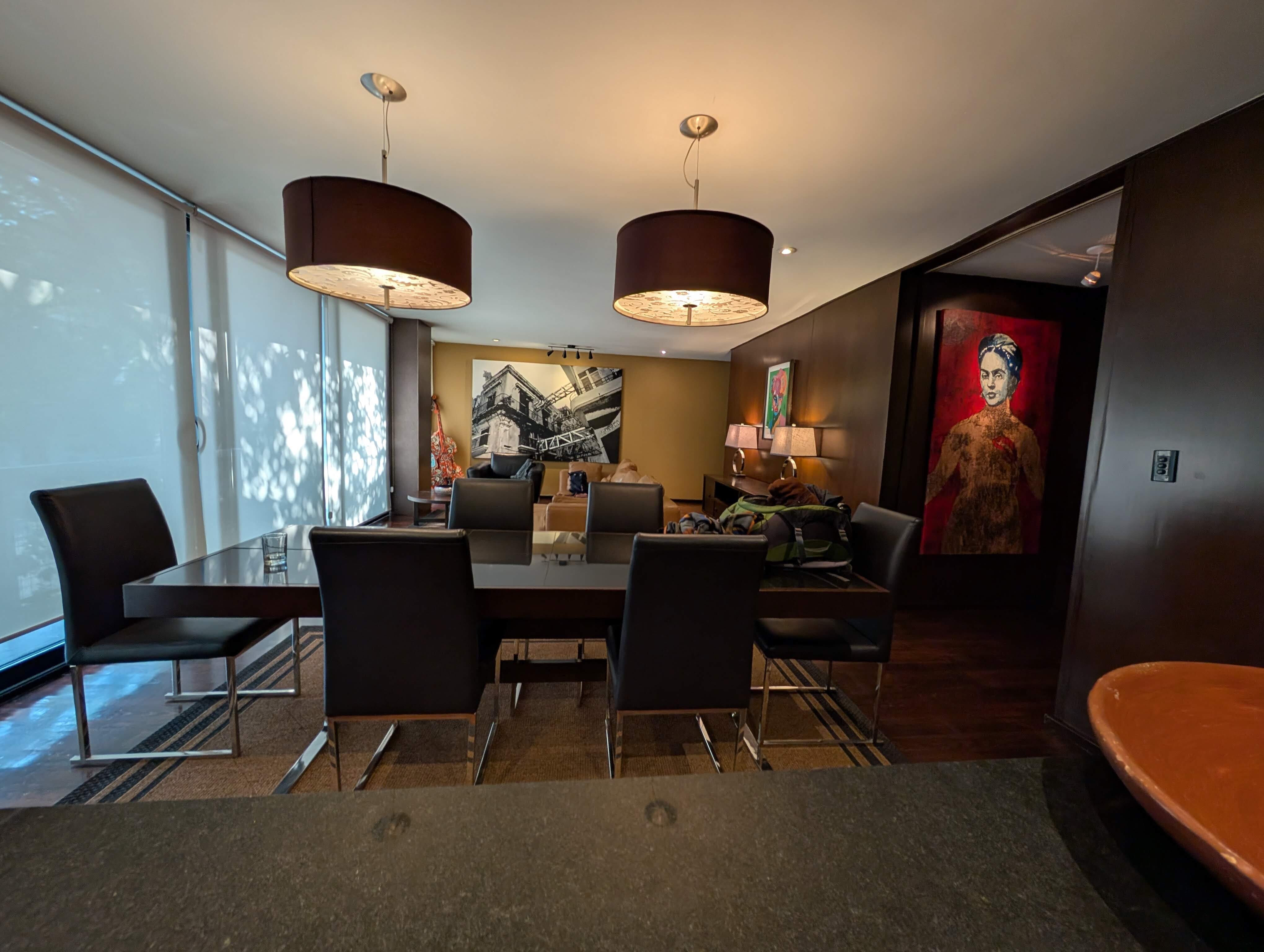 The Red Tree House-客卧