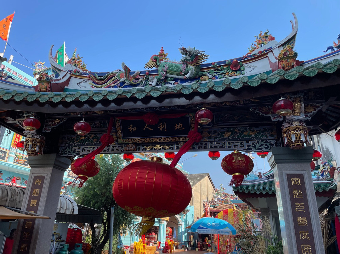 Sangtham Shrine-Talat Yai必去景点