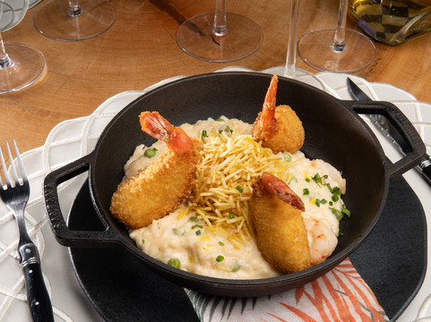 Bajas Restaurante & Bar