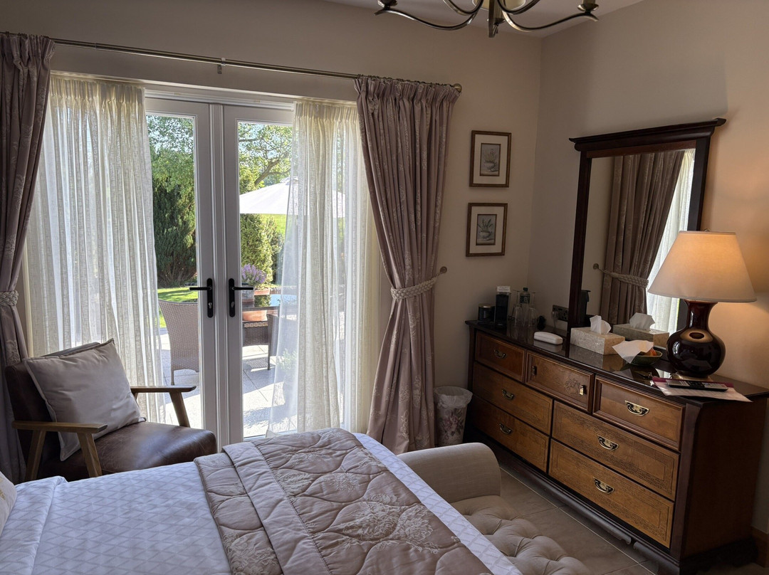 Crowfield Country House主图