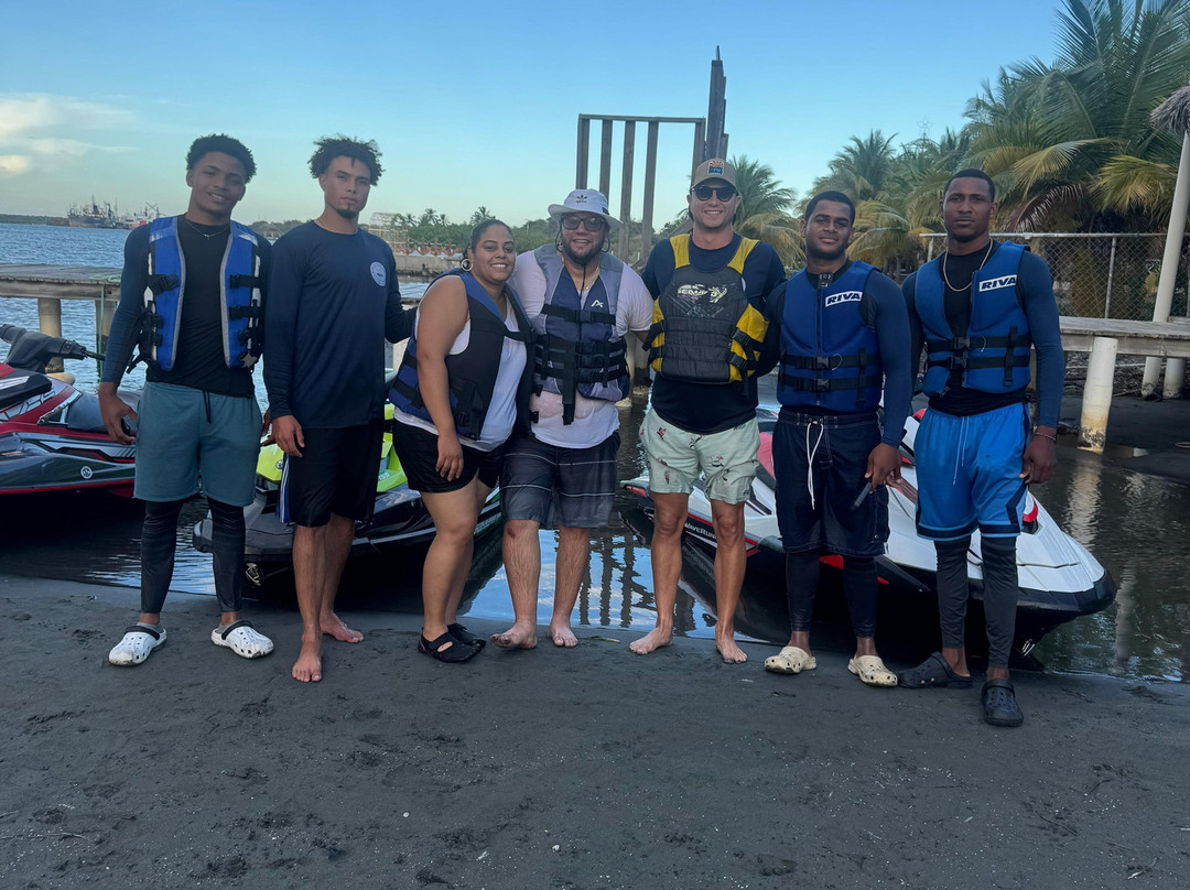 Born Adventures-Las Salinas必去景点