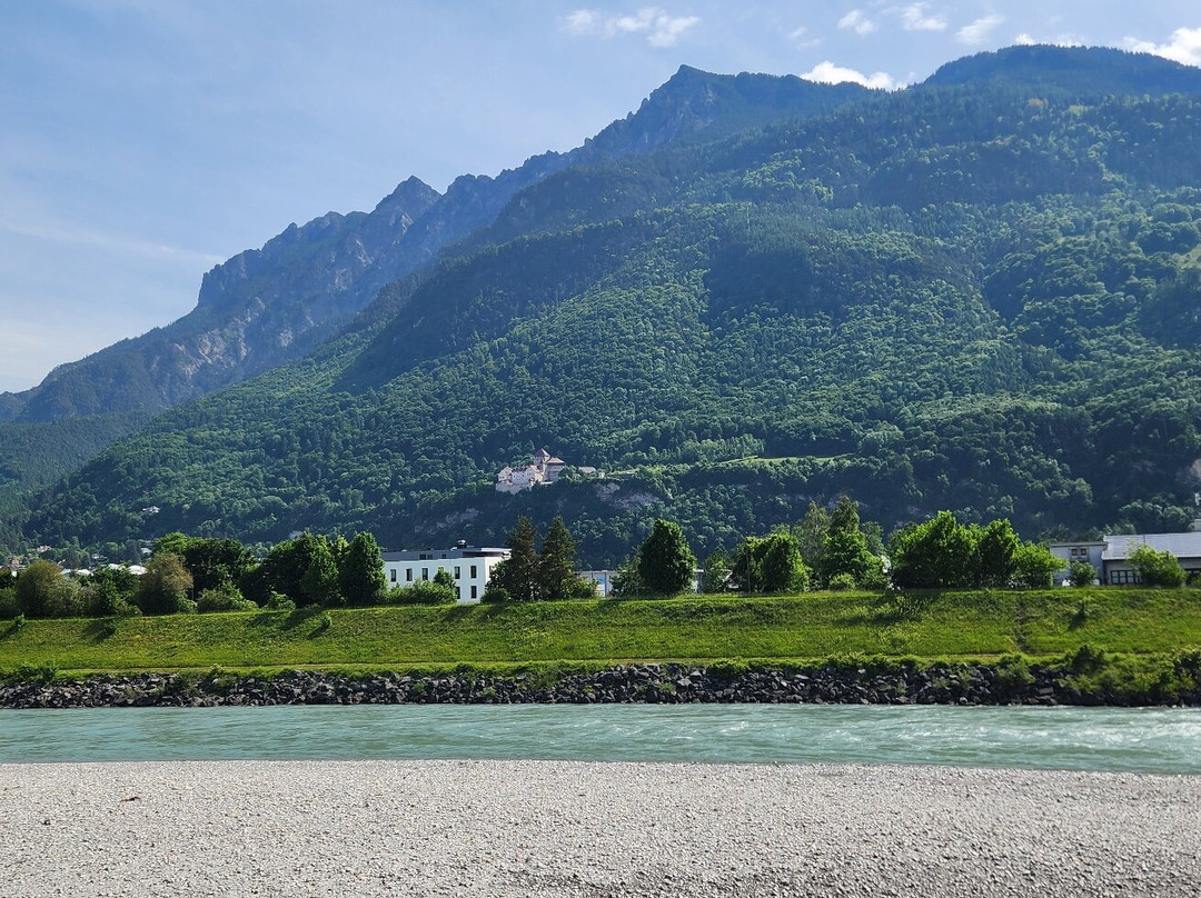 Alte Rheinbrücke Vaduz-Sevelen-瓦杜兹必去景点