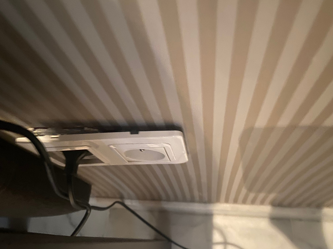 Adam Hotel Suites主图