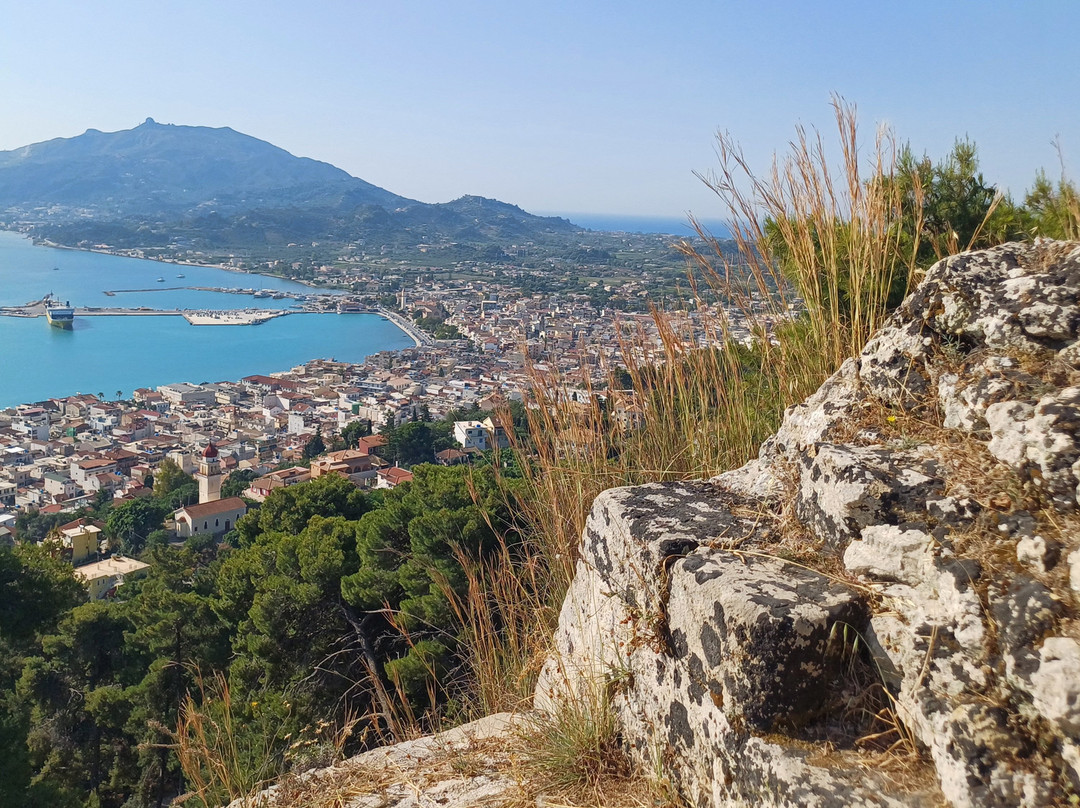 Enetikó Kástro Bóchalis-Bochali必去景点