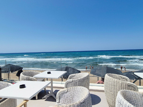 Krini Beach Hotel主图