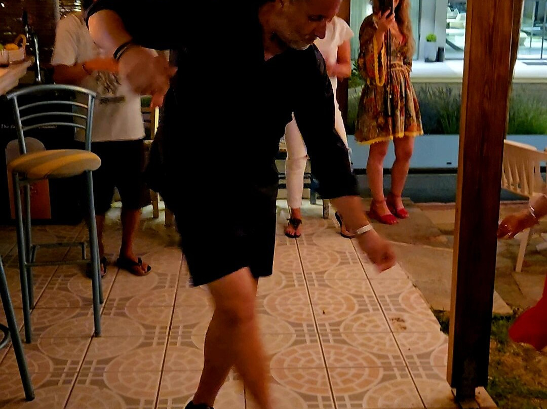 Andy's Gardens Hotel主图