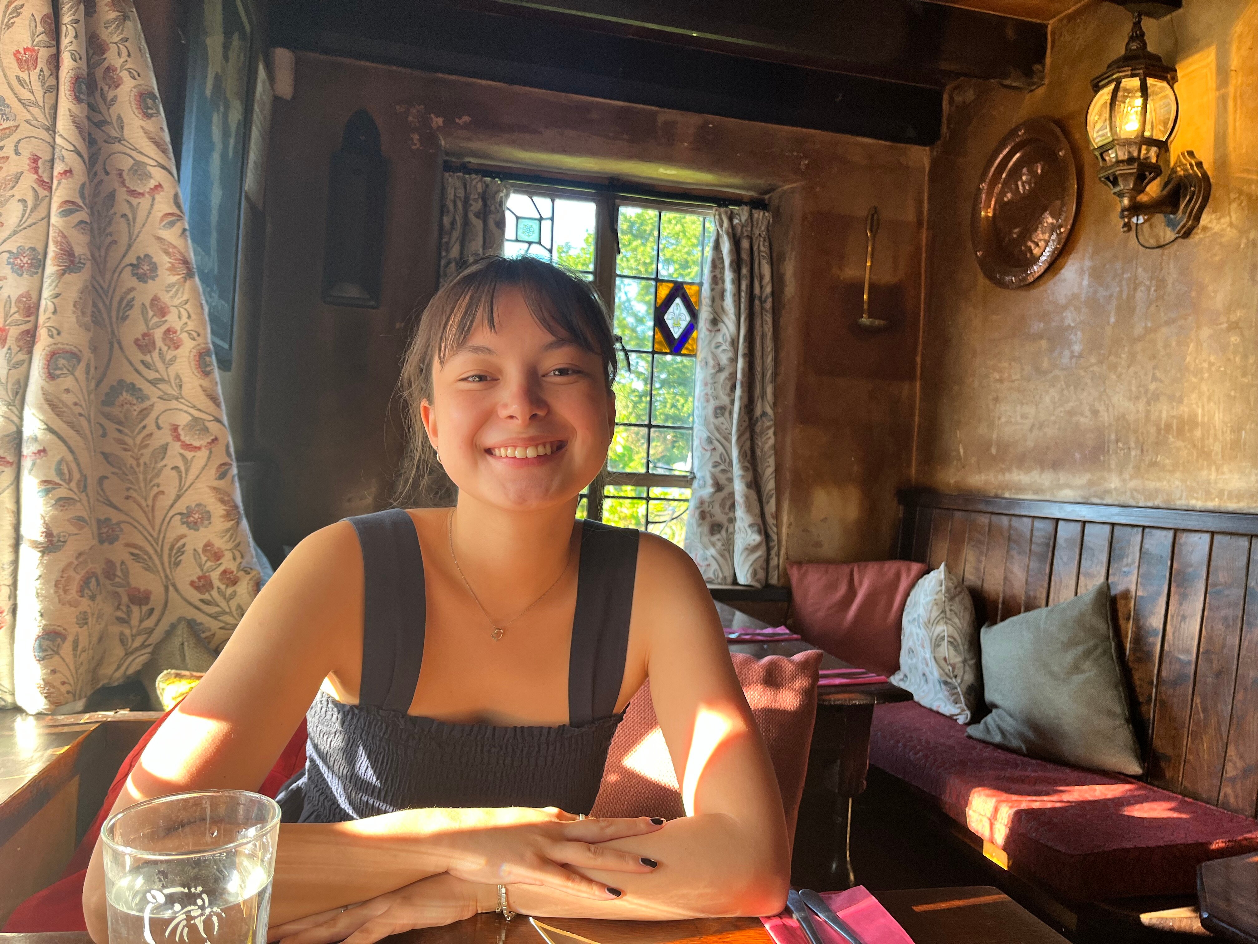 The Nobody Inn-官方