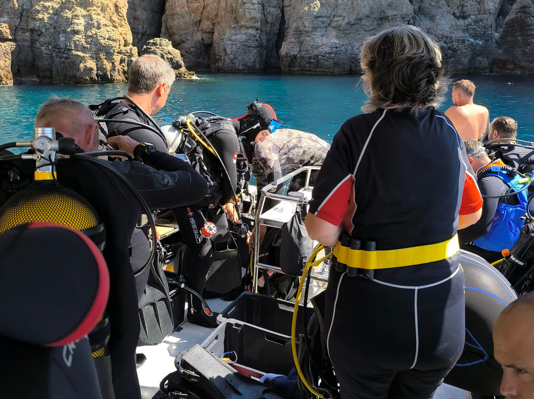 Seahorse Dive Center-瓦里必去景点