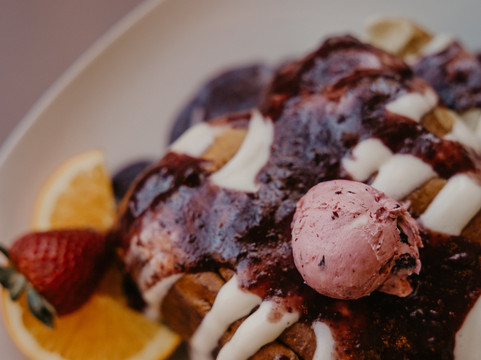 布鲁克斯酒店主图